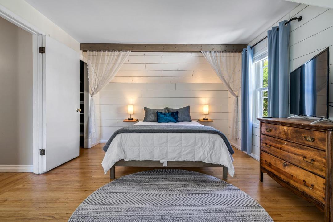 Photo of Bedroom in Southwest Minneapolis