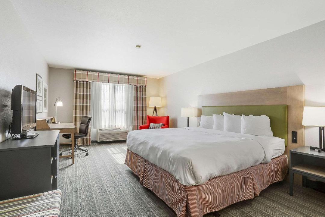 Photo of Bedroom in Ashwaubenon