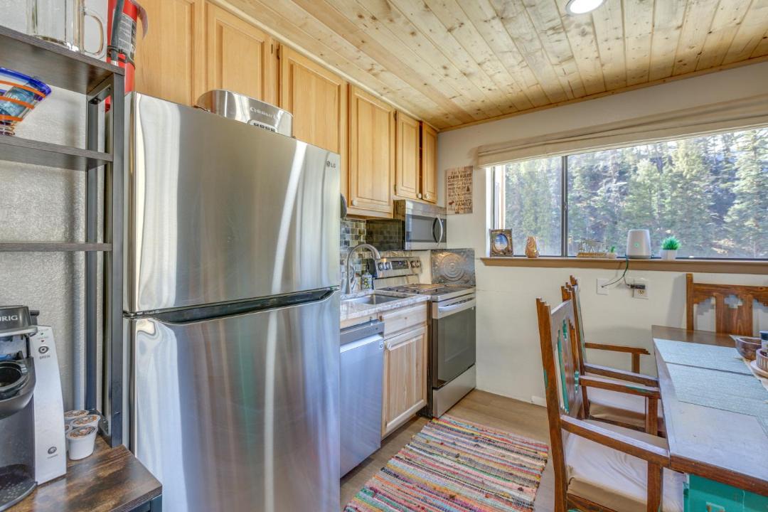 Photo of Kitchen in Red River