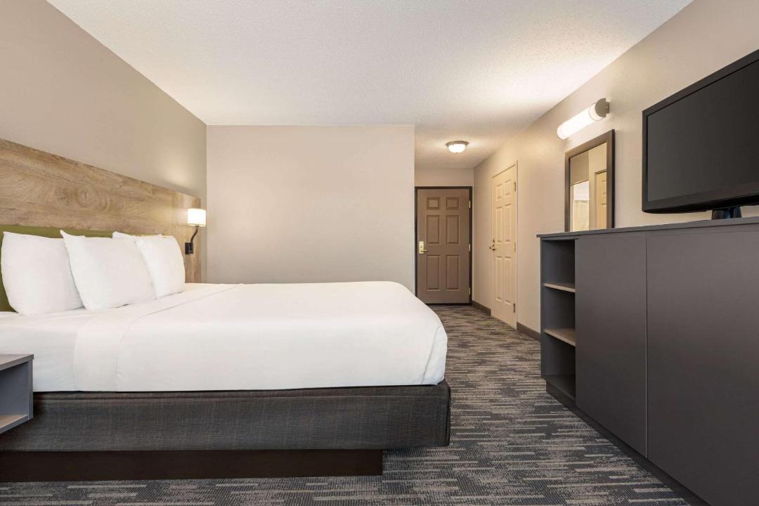 Photo of Bedroom in St. Cloud