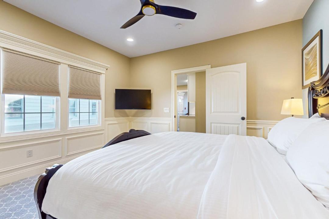 Photo of Bedroom in Holyoke