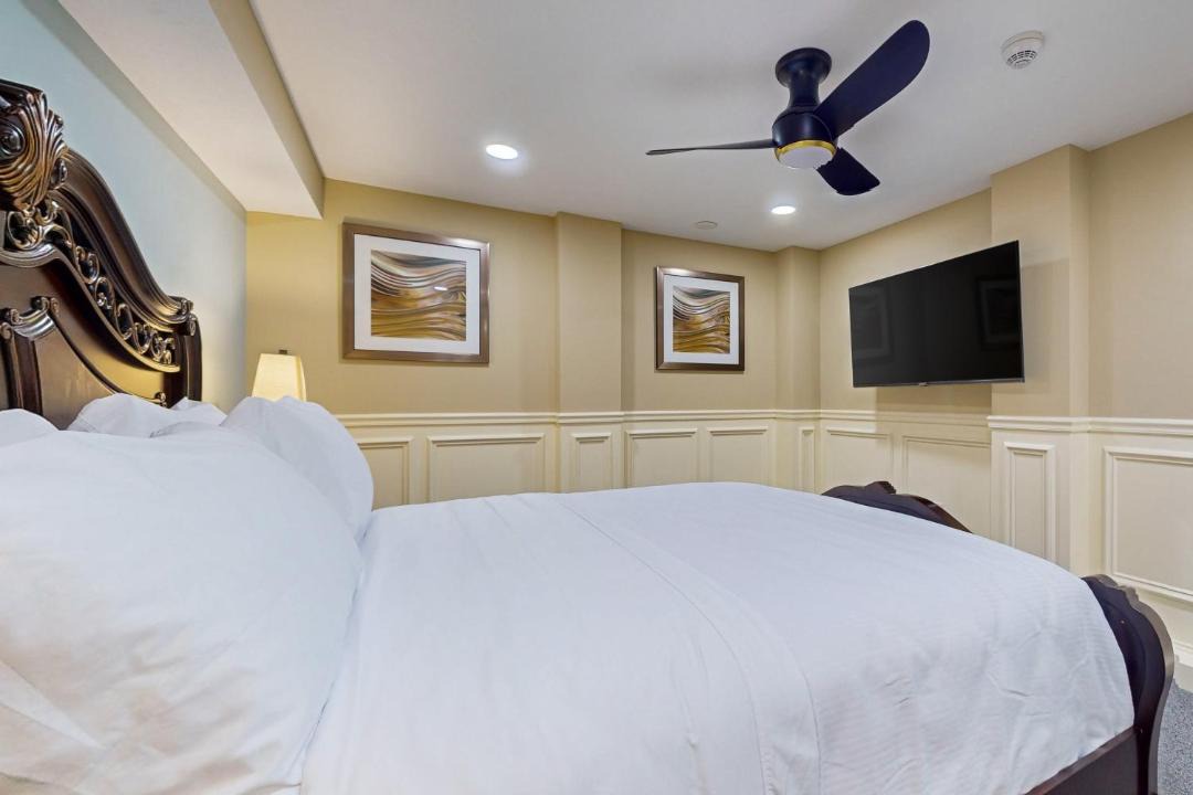 Photo of Bedroom in Holyoke