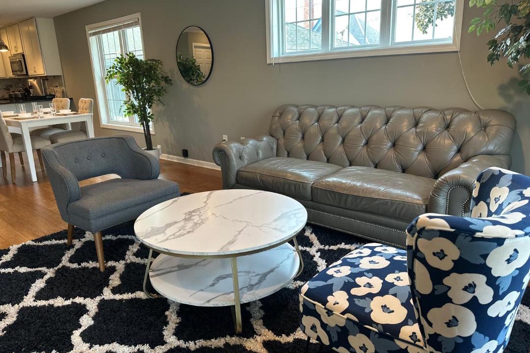 Photo of Livingroom in Lowry Hill East