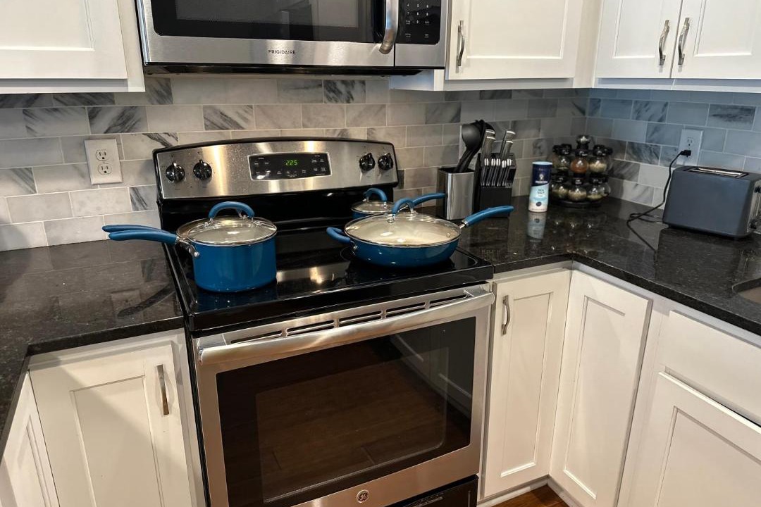 Photo of Kitchen in Lowry Hill East
