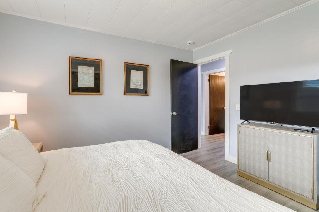 Photo of Bedroom in Mountain View