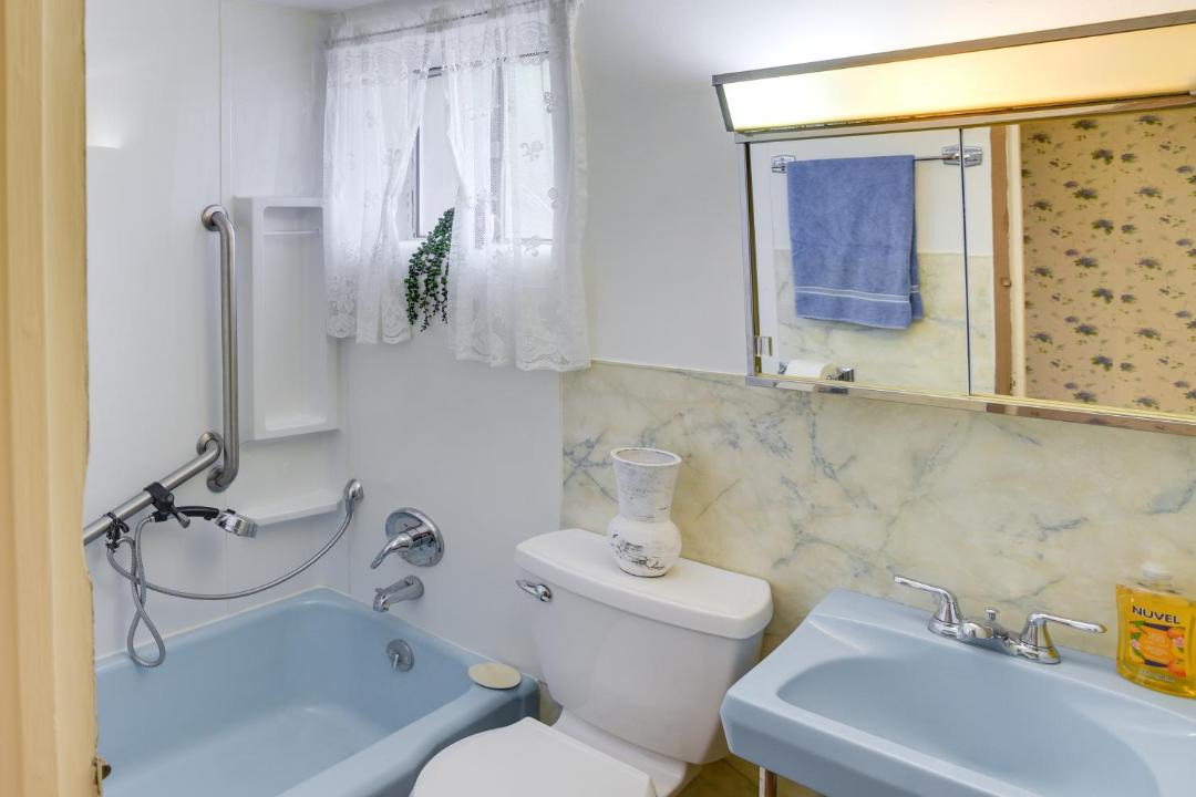 Photo of Bathroom in Cordova