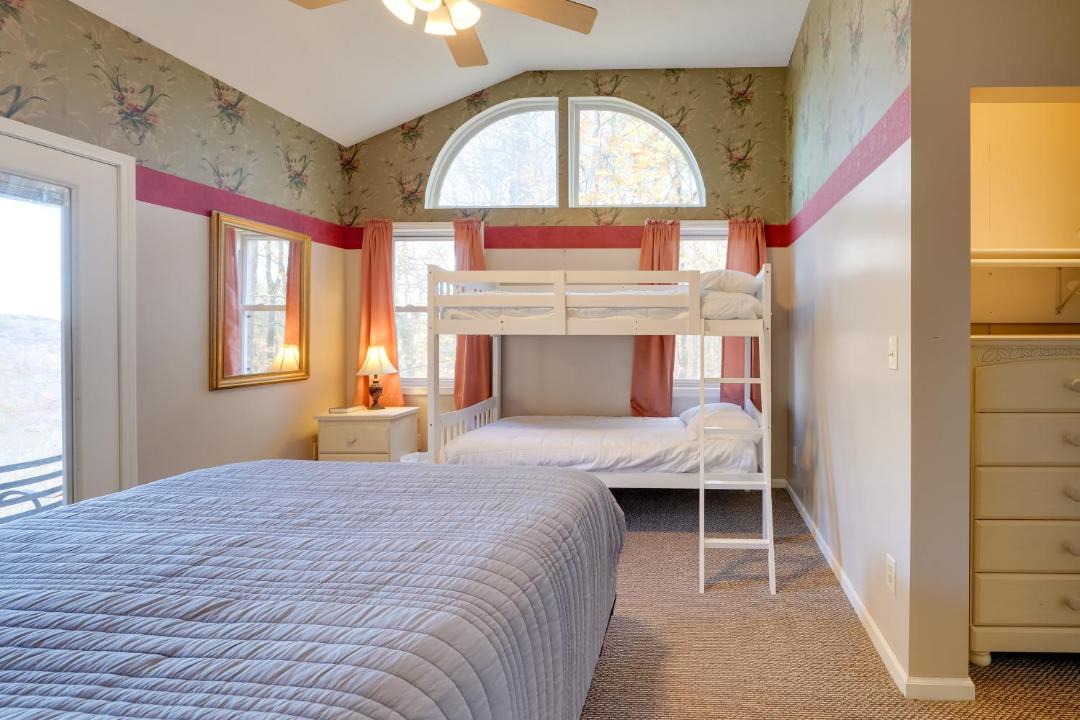 Photo of Bedroom in Rosedale