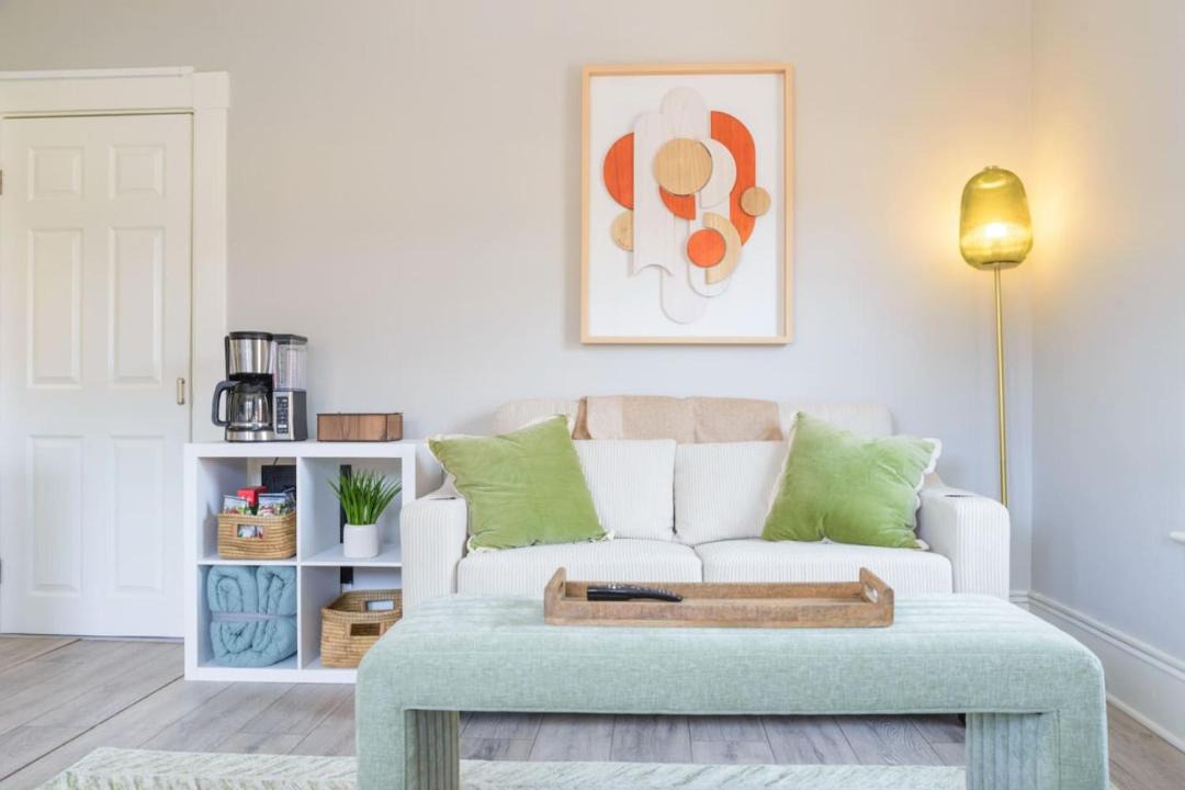 Photo of Livingroom in Portsmouth