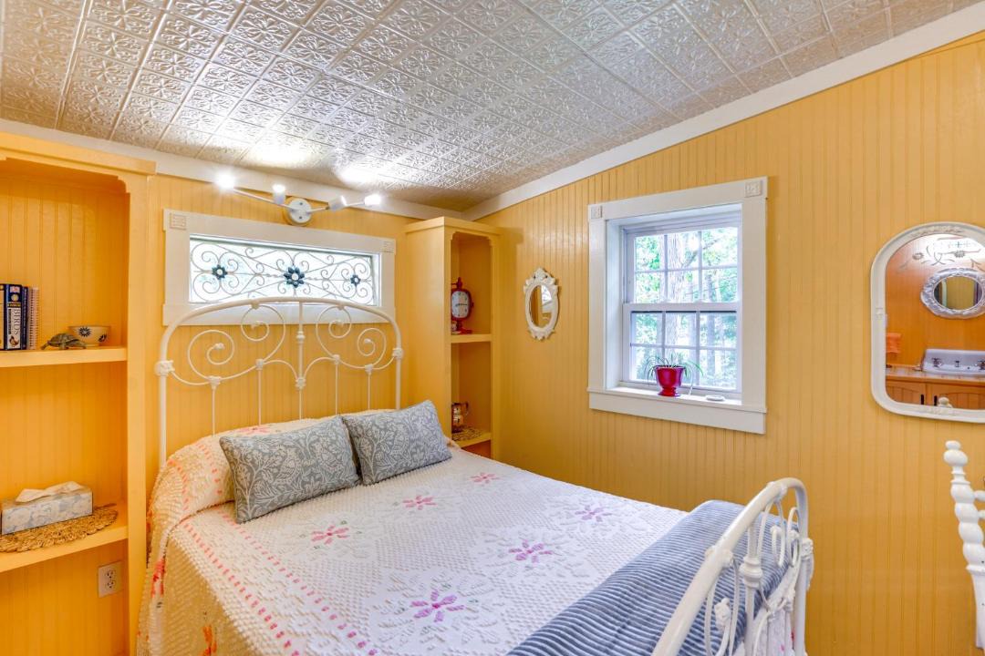 Photo of Bedroom in Vernon