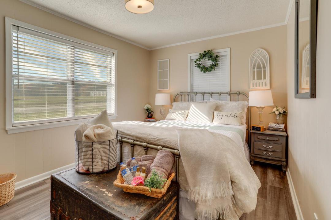 Photo of Bedroom in Pangburn