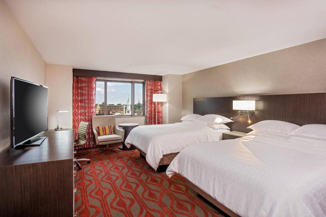 Photo of Bedroom in Metro Center