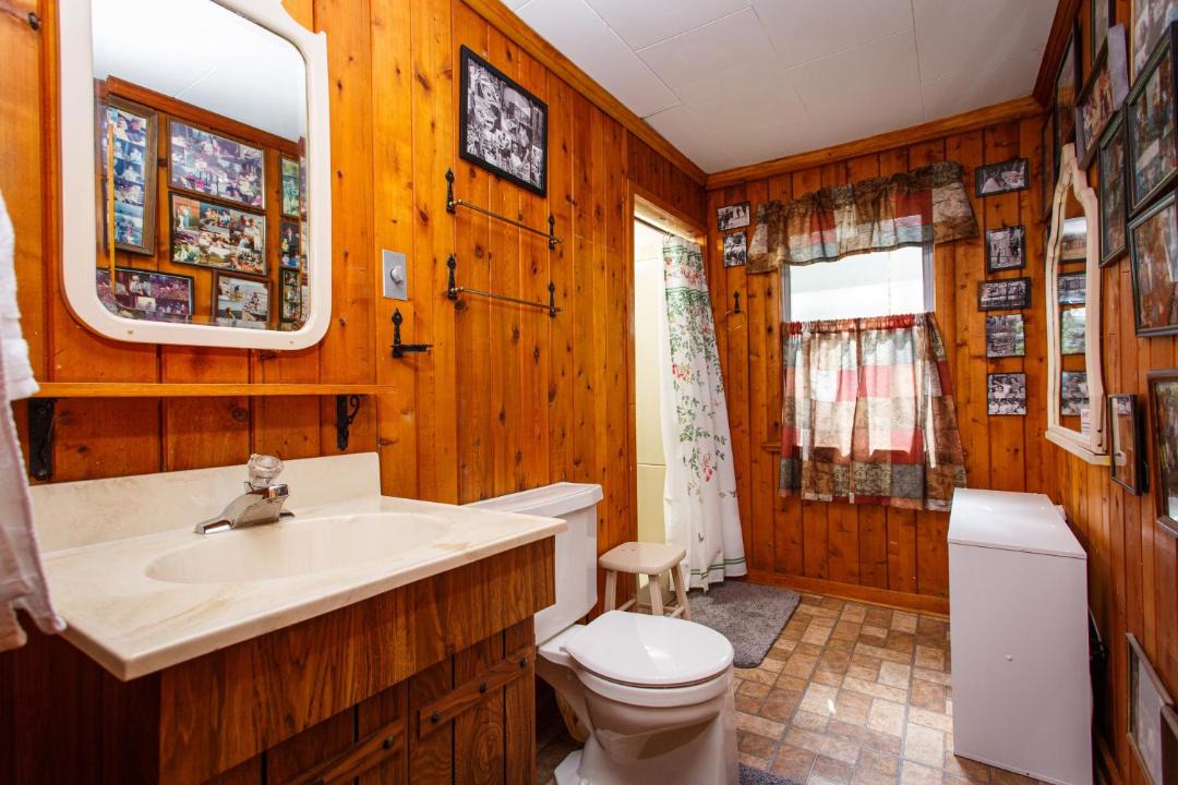 Photo of Bathroom in Sturgeon Bay