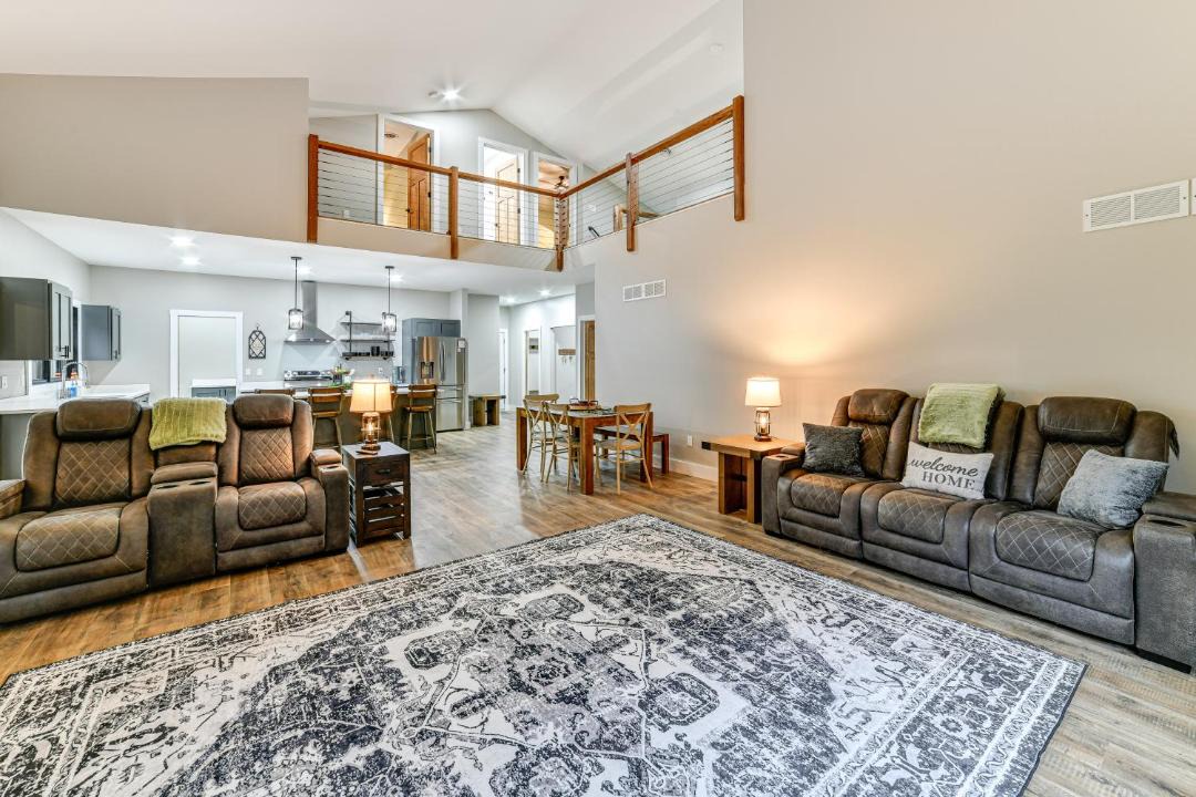 Photo of Livingroom in Deer River