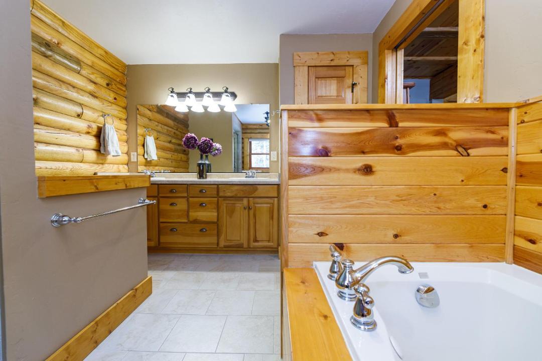 Photo of Bathroom in Waupaca
