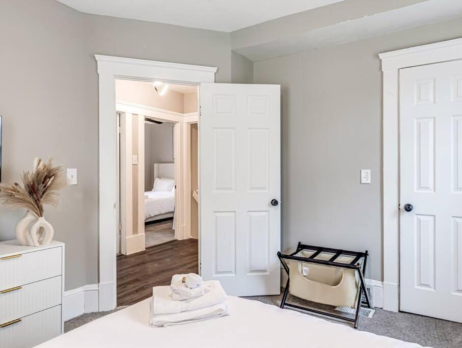 Photo of Bedroom in Cleveland