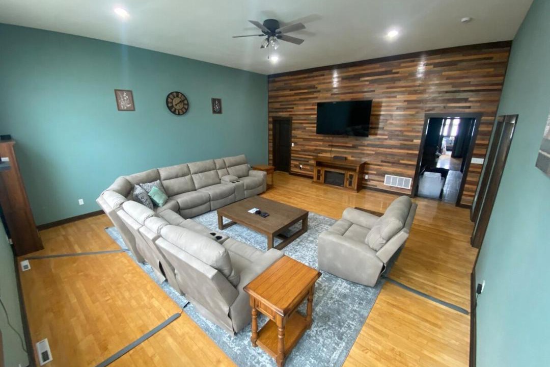 Photo of Livingroom in Eau Galle