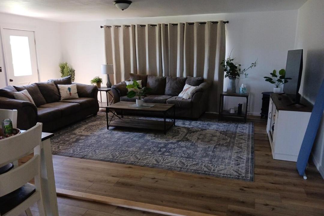 Photo of Livingroom in Port Ontario