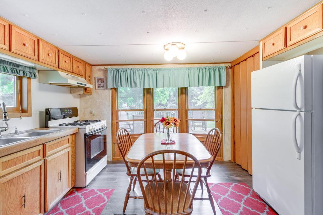 Photo of Kitchen in Isle