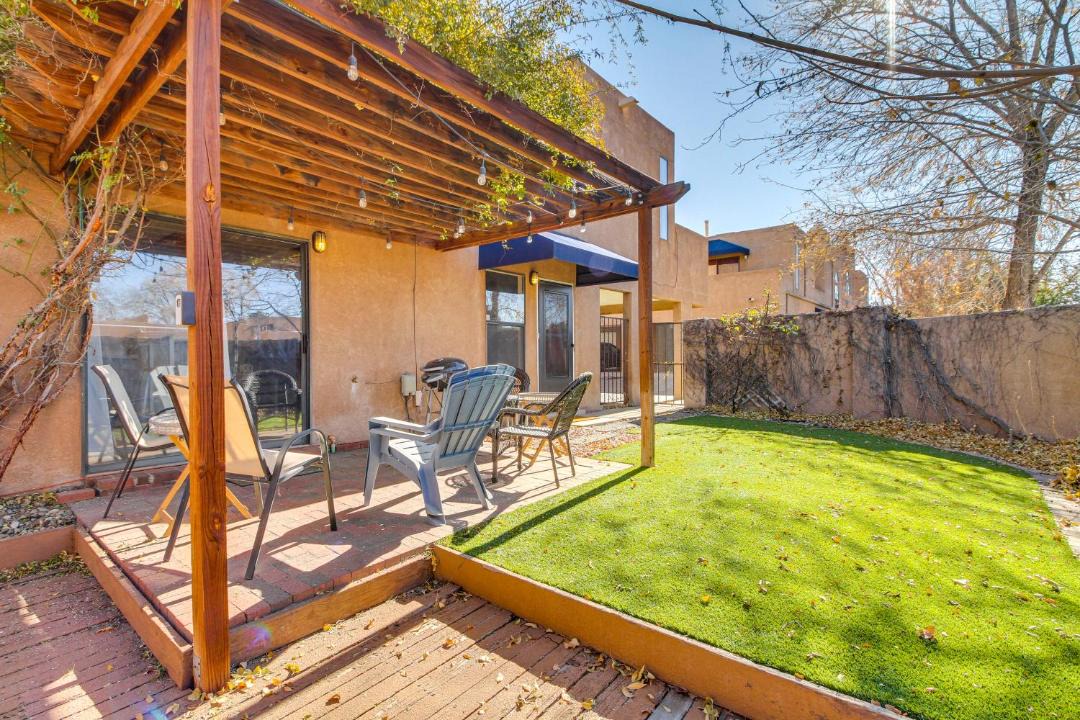 Photo of Patio Balcony in Northeast Heights