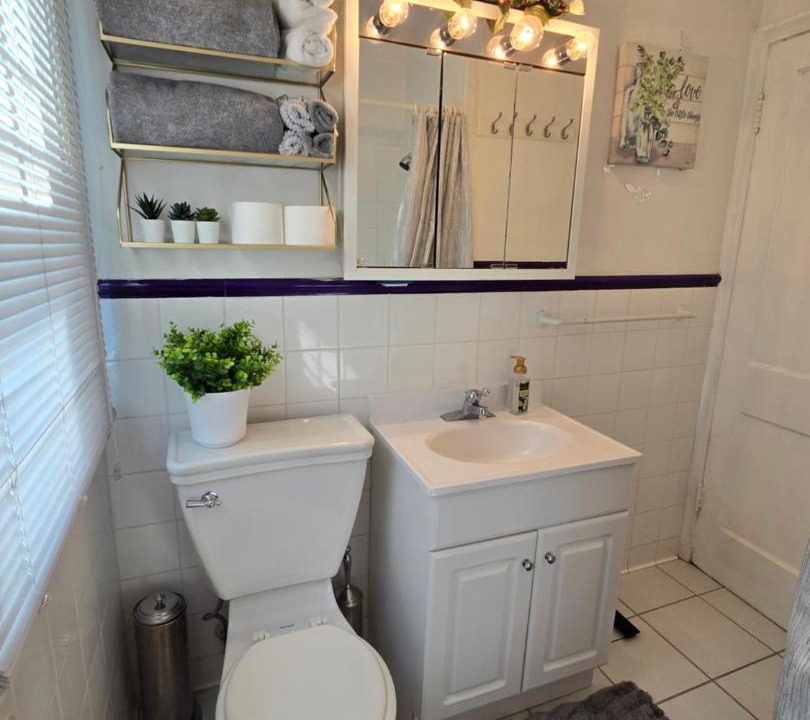 Photo of Bathroom in East Side Pioneers