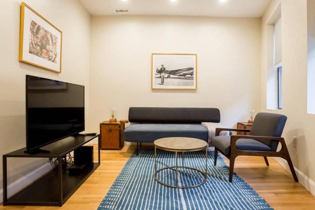 Photo of Livingroom in North End