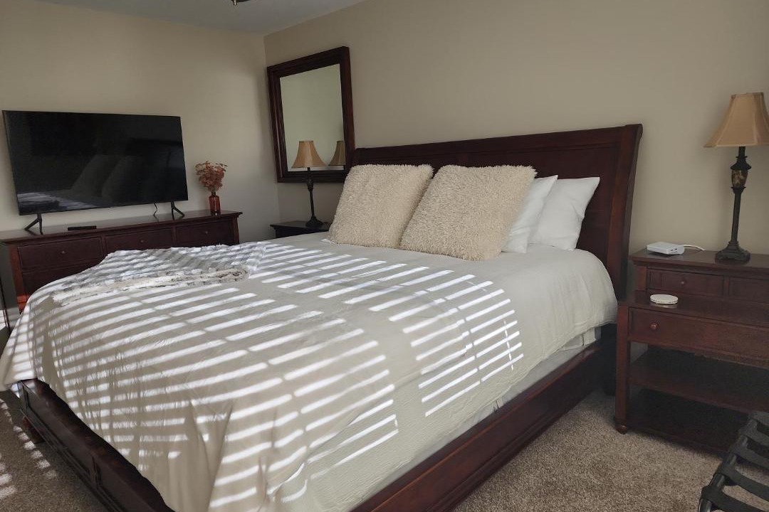 Photo of Bedroom in Burnsville