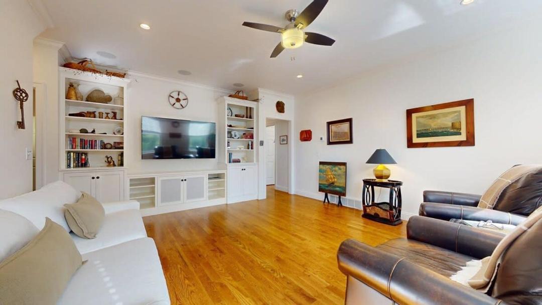 Photo of Livingroom in South Haven