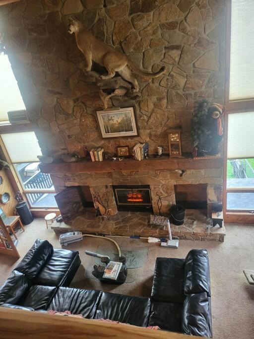 Photo of Livingroom in Redfield