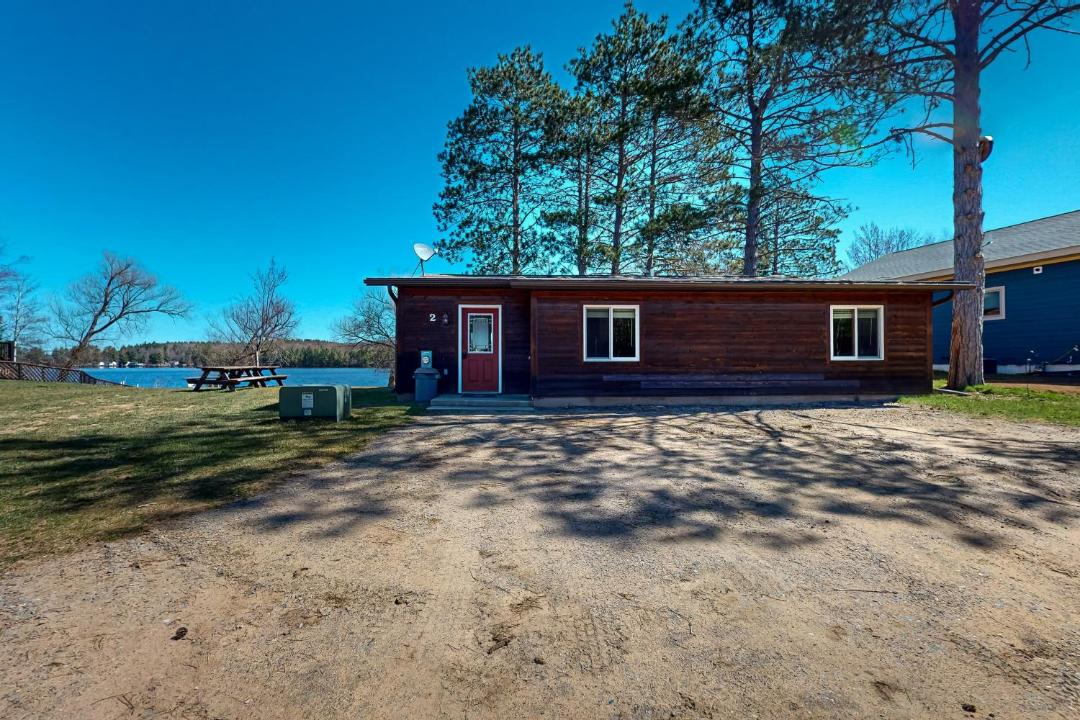 Photo of Others in Three Lakes