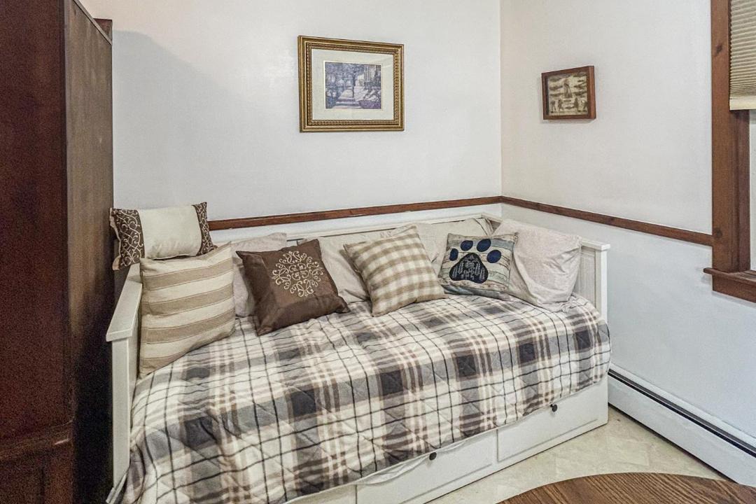 Photo of Bedroom in Easton