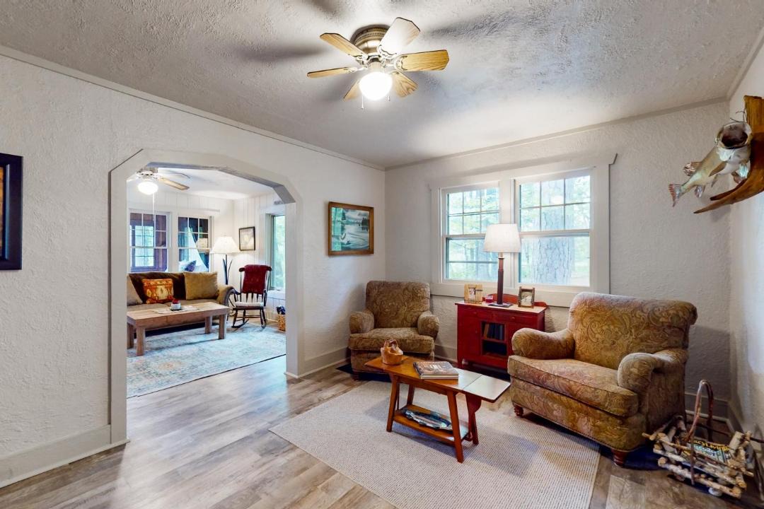 Photo of Livingroom in Manitowish Waters