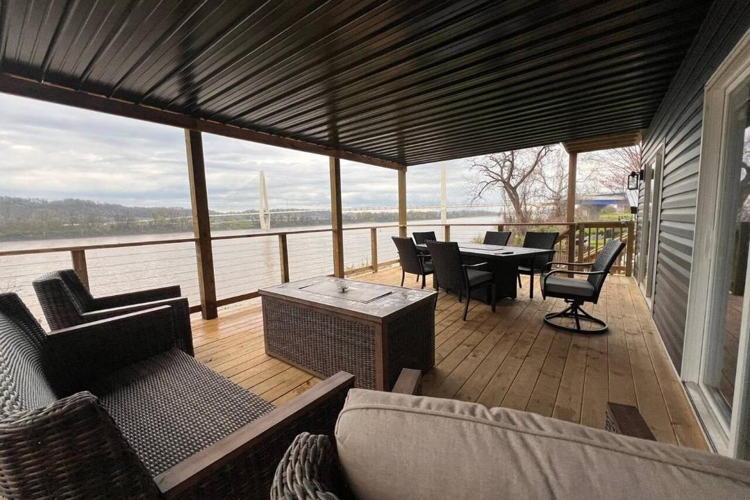 Photo of Patio Balcony in Russell