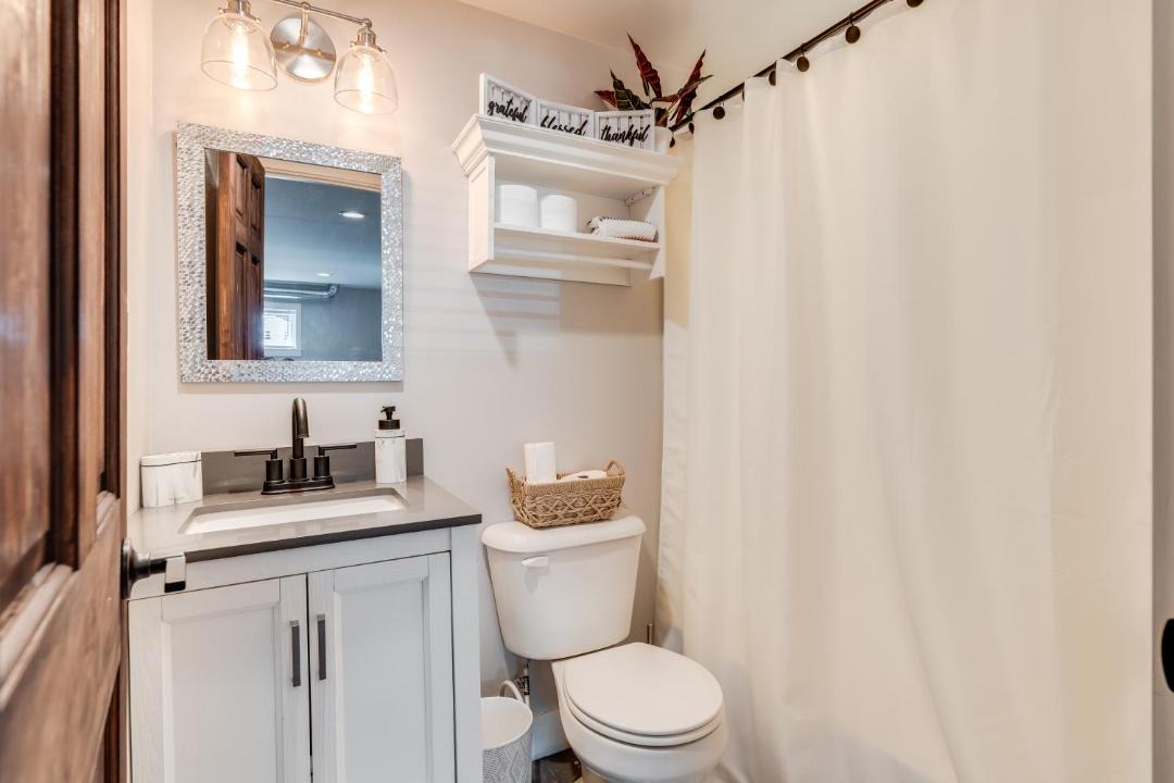 Photo of Bathroom in Parkdale