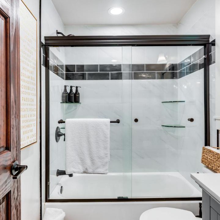 Photo of Bathroom in Parkdale