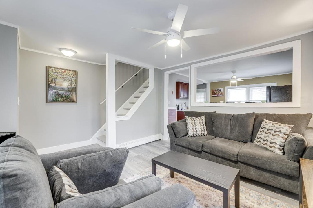 Photo of Livingroom in Easthampton