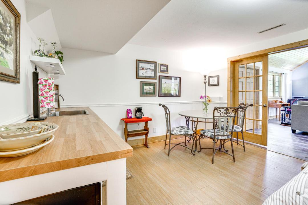 Photo of Livingroom in Ellsworth