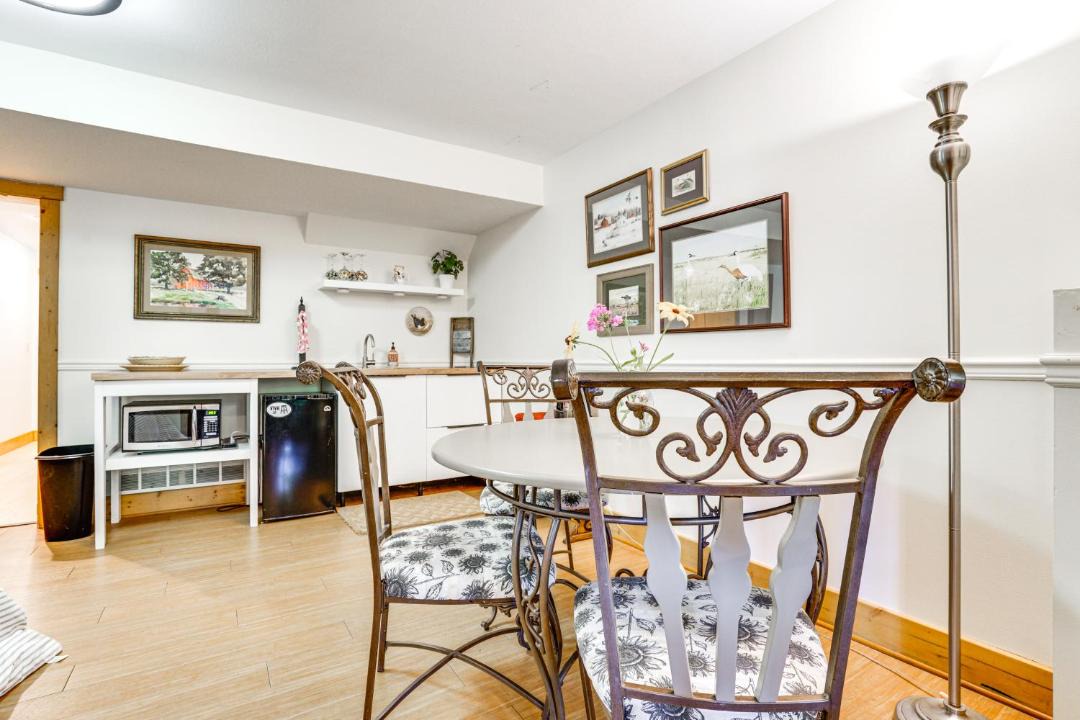 Photo of Livingroom in Ellsworth