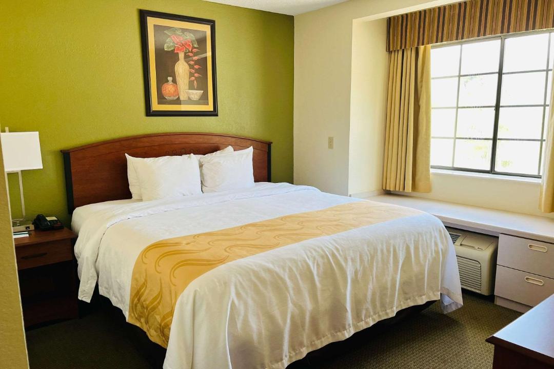 Photo of Bedroom in Prestonsburg