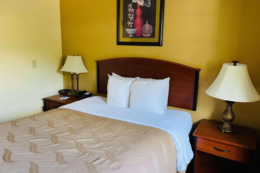 Photo of Bedroom in Prestonsburg