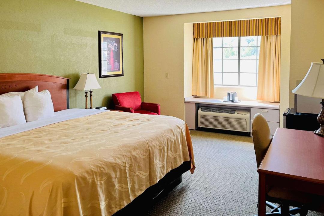 Photo of Bedroom in Prestonsburg