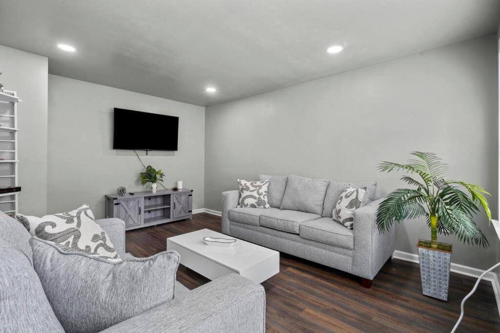 Photo of Livingroom in New Britain