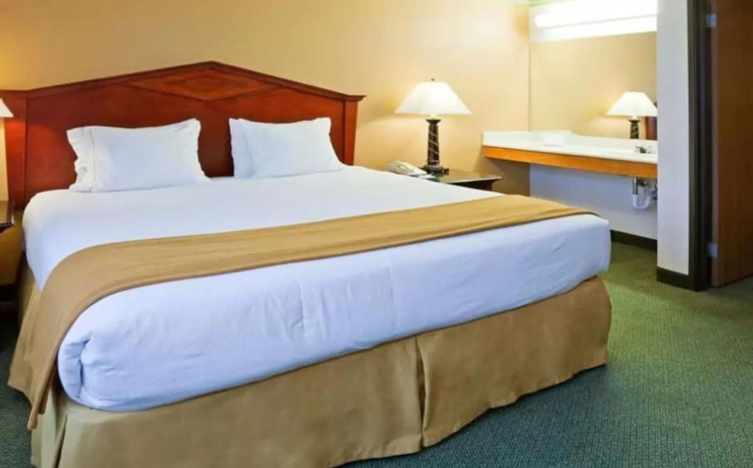 Photo of Bedroom in Eagan