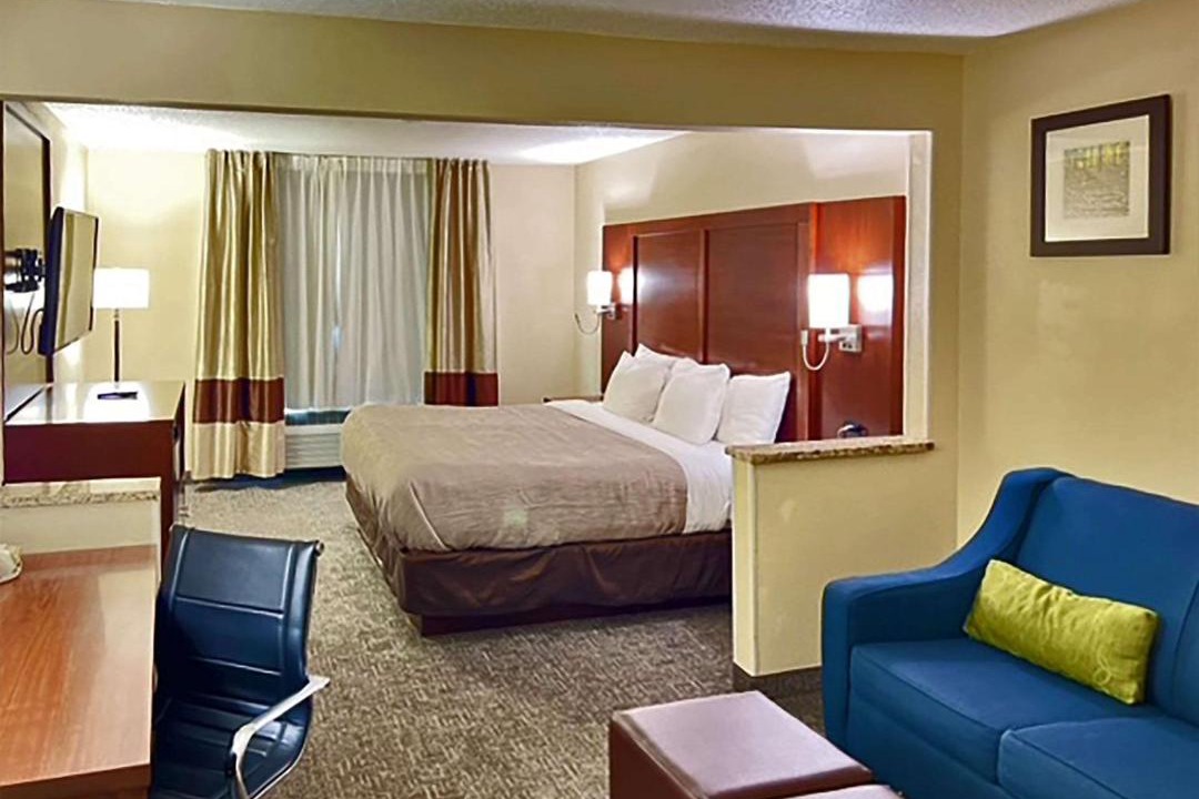 Photo of Bedroom in Ashwaubenon