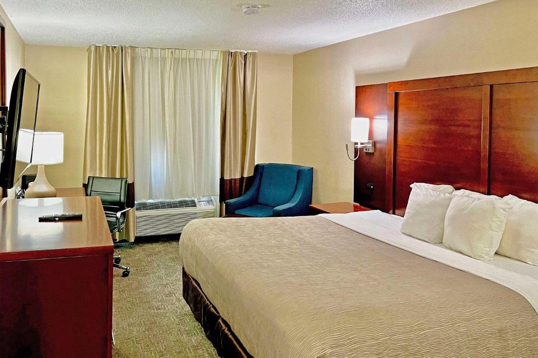 Photo of Bedroom in Ashwaubenon