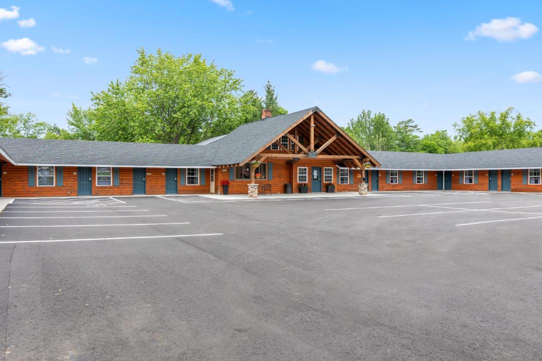 Photo of Others in Aitkin