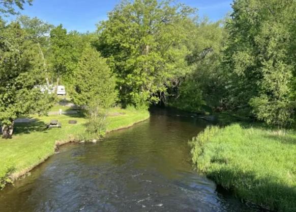 Photo of Others in Aitkin
