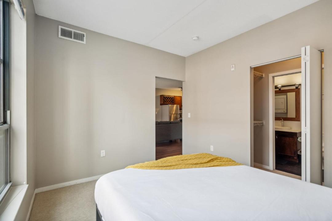 Photo of Bedroom in Mill District