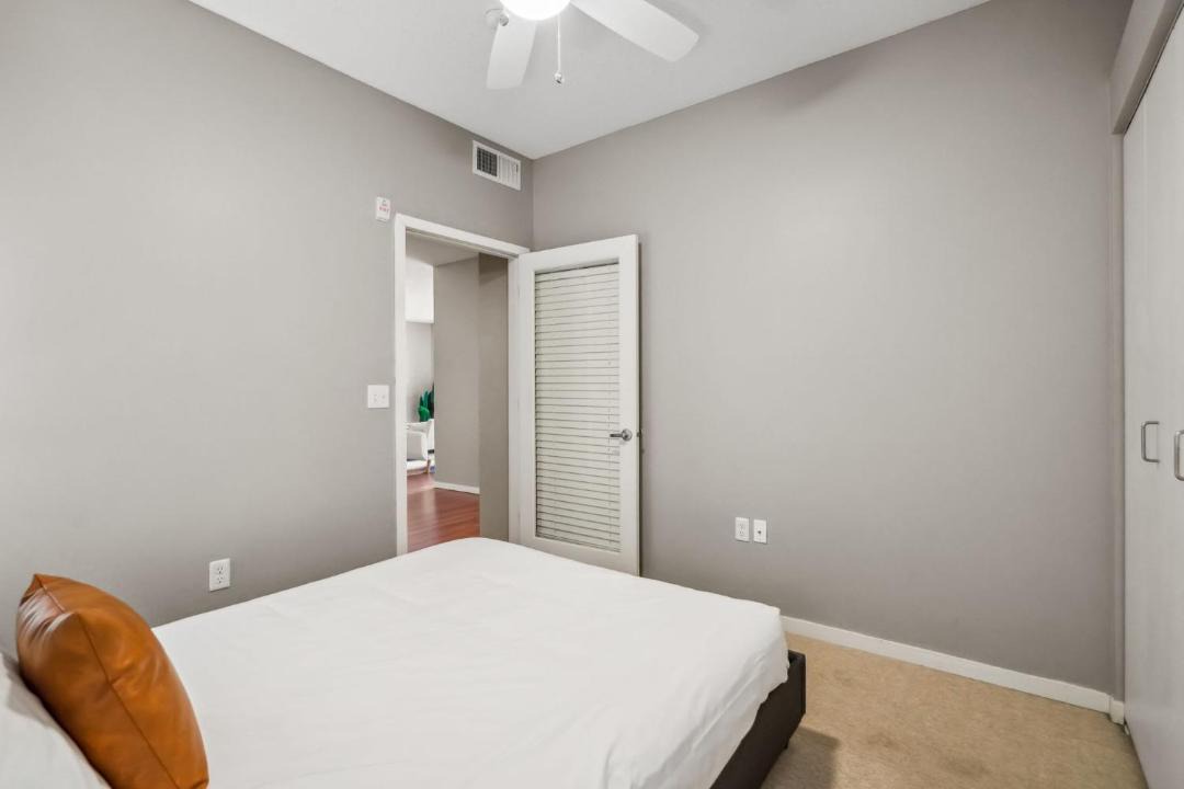 Photo of Bedroom in Mill District