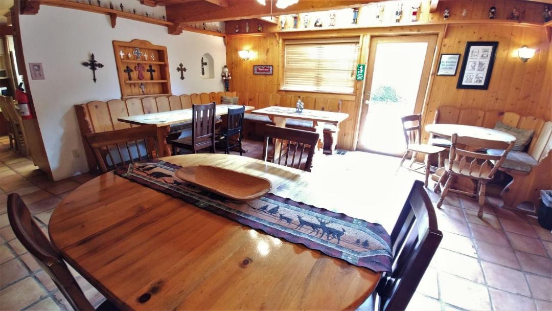 Photo of Kitchen in Red River