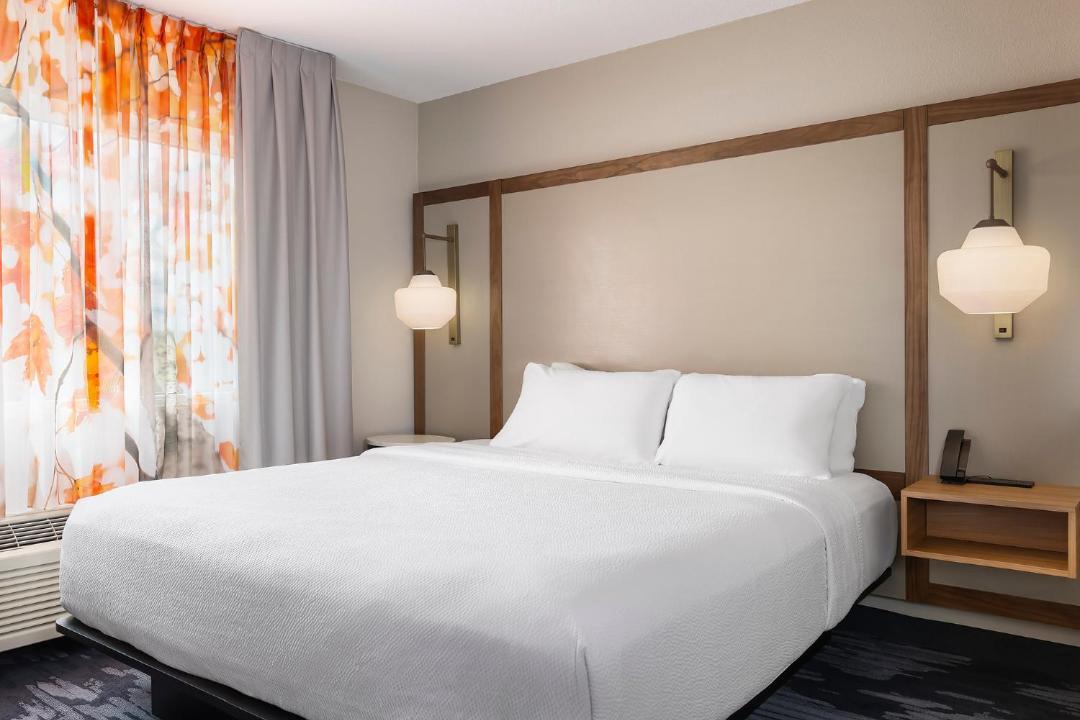Photo of Bedroom in Burnsville